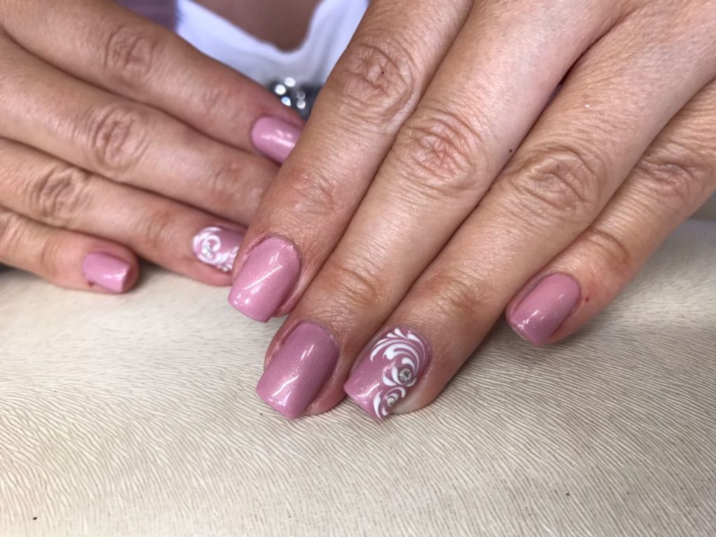 Nageldesign Juni