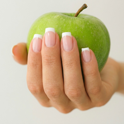 Japanische Maniküre – natürliche Nagelpflege